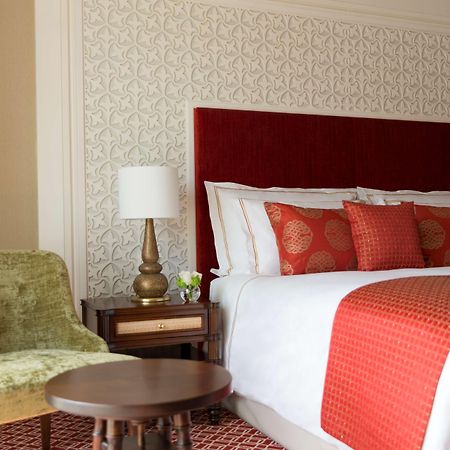 Al Najada Doha Hotel By Tivoli Екстериор снимка A bedroom at the Taj Mahal Palace