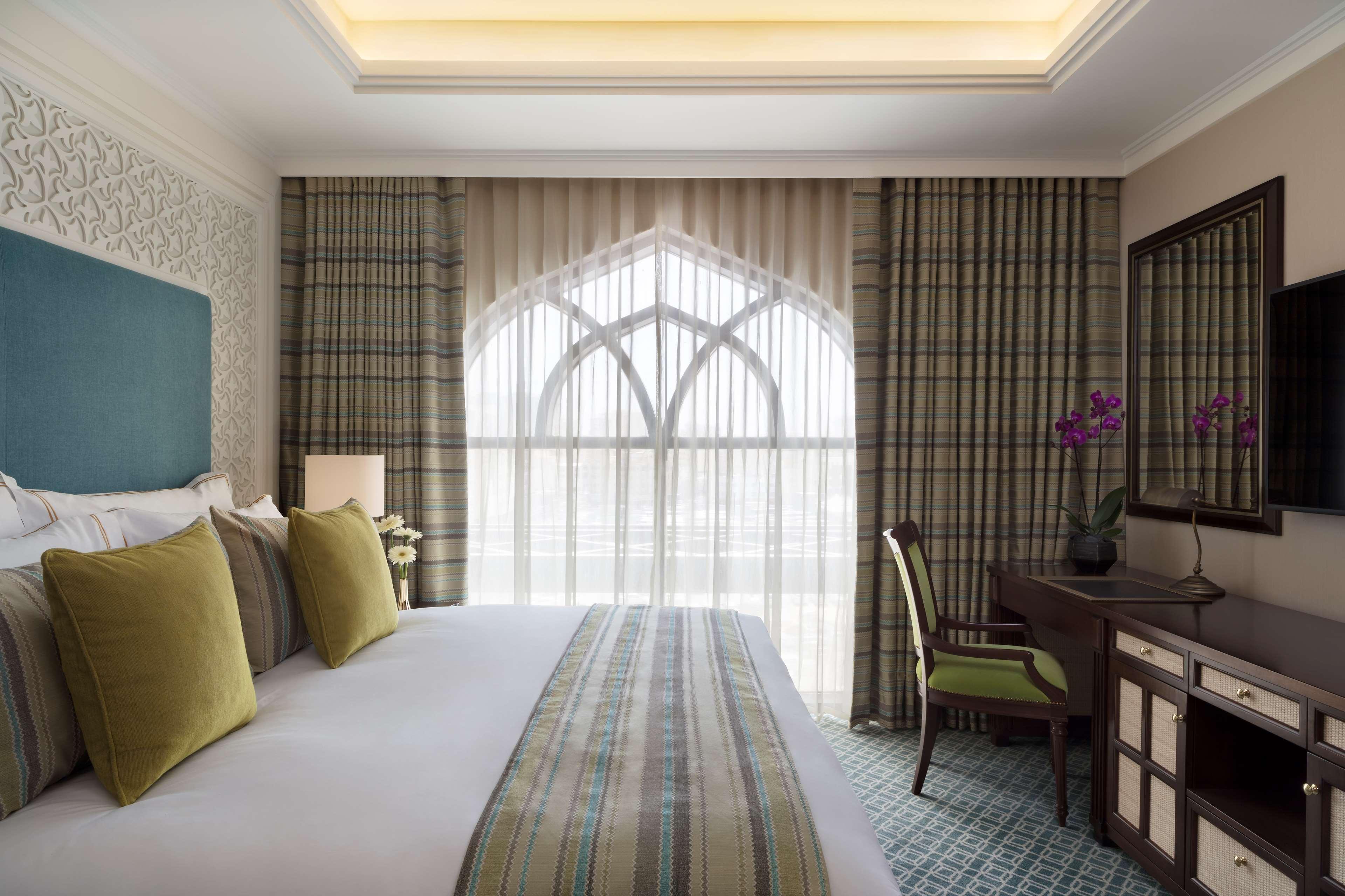 Al Najada Doha Hotel By Tivoli Екстериор снимка A bedroom at the hotel