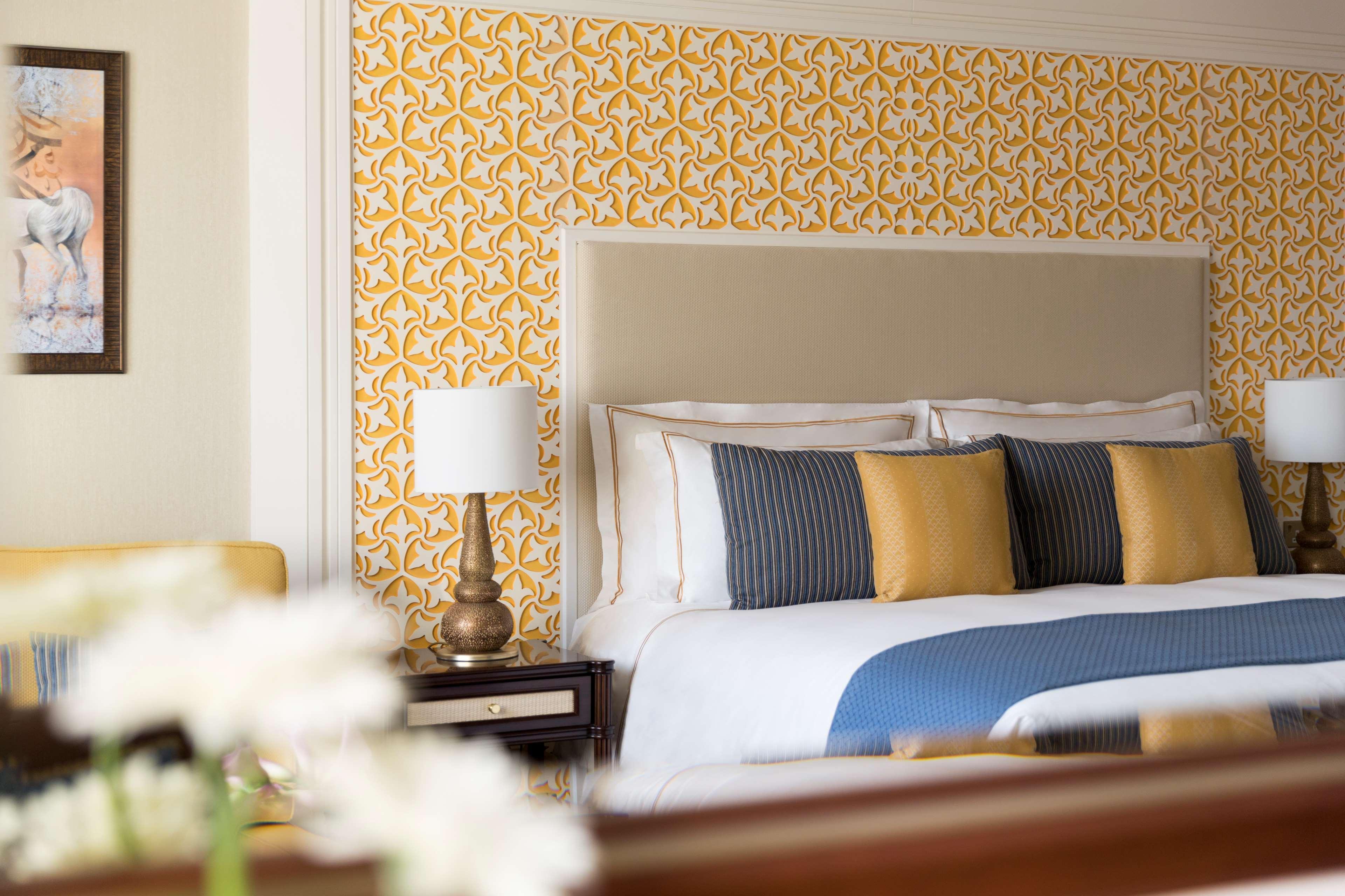 Al Najada Doha Hotel By Tivoli Екстериор снимка A bedroom at the hotel