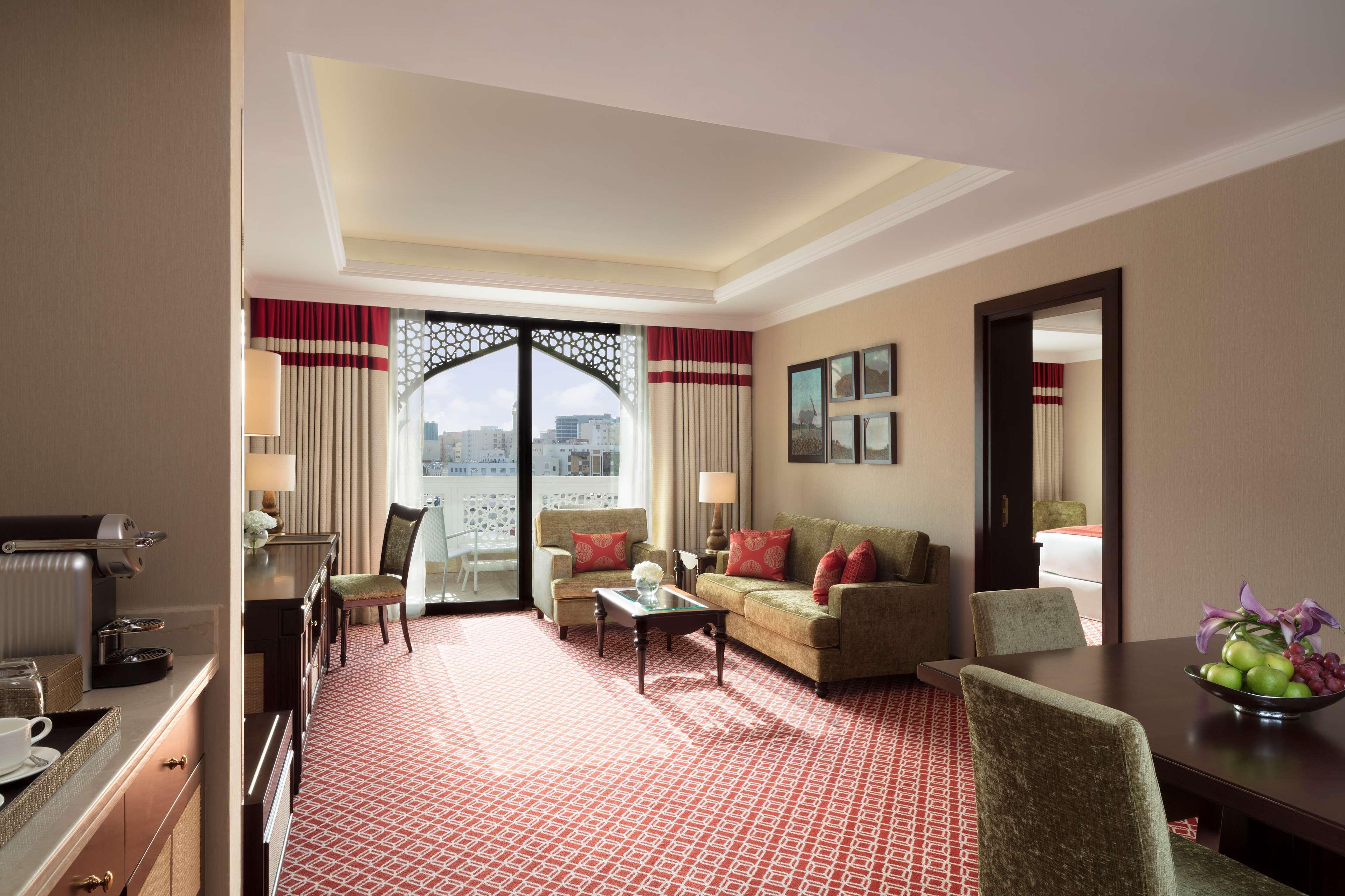Al Najada Doha Hotel By Tivoli Екстериор снимка A suite at the hotel