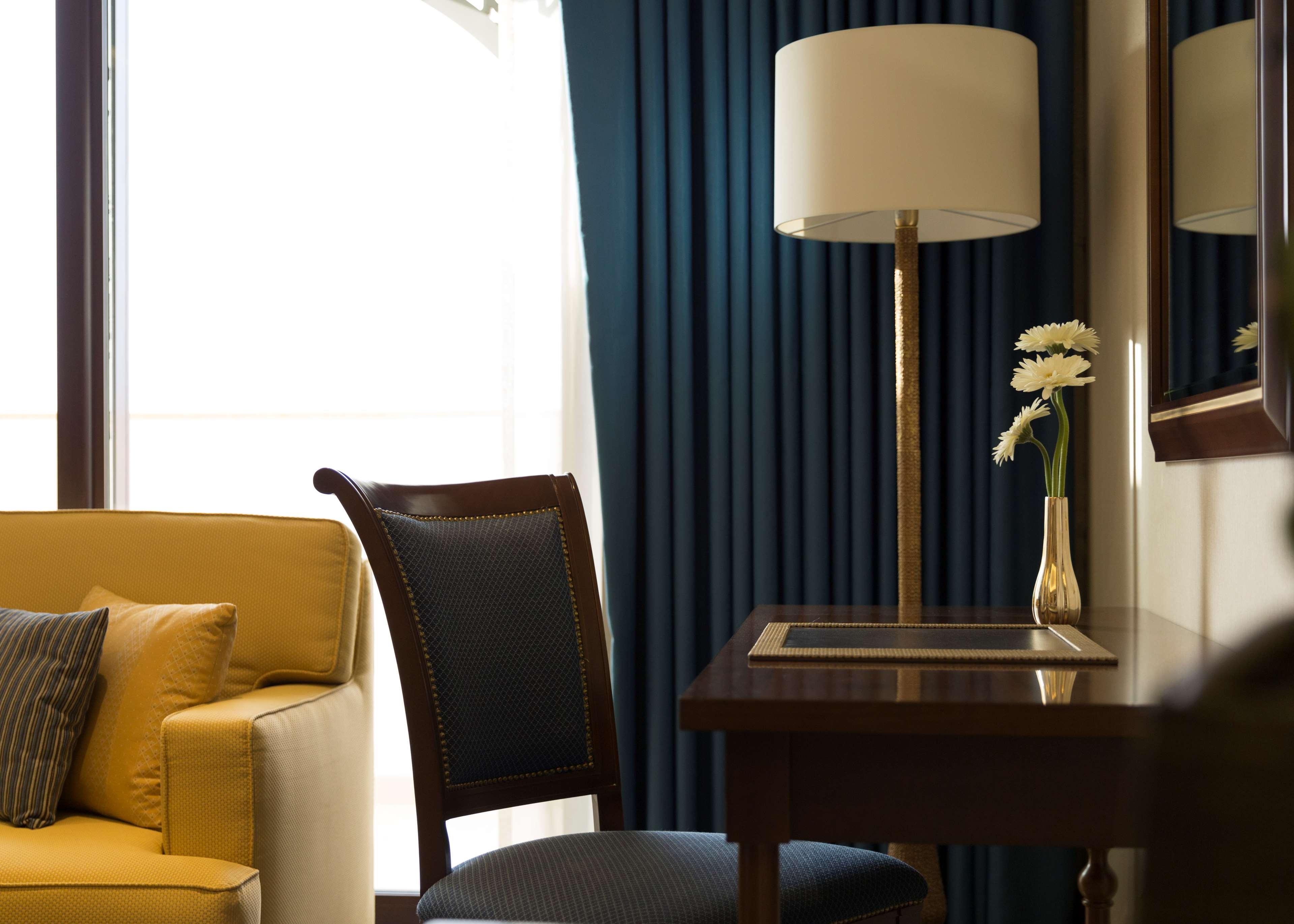 Al Najada Doha Hotel By Tivoli Екстериор снимка A room at the hotel