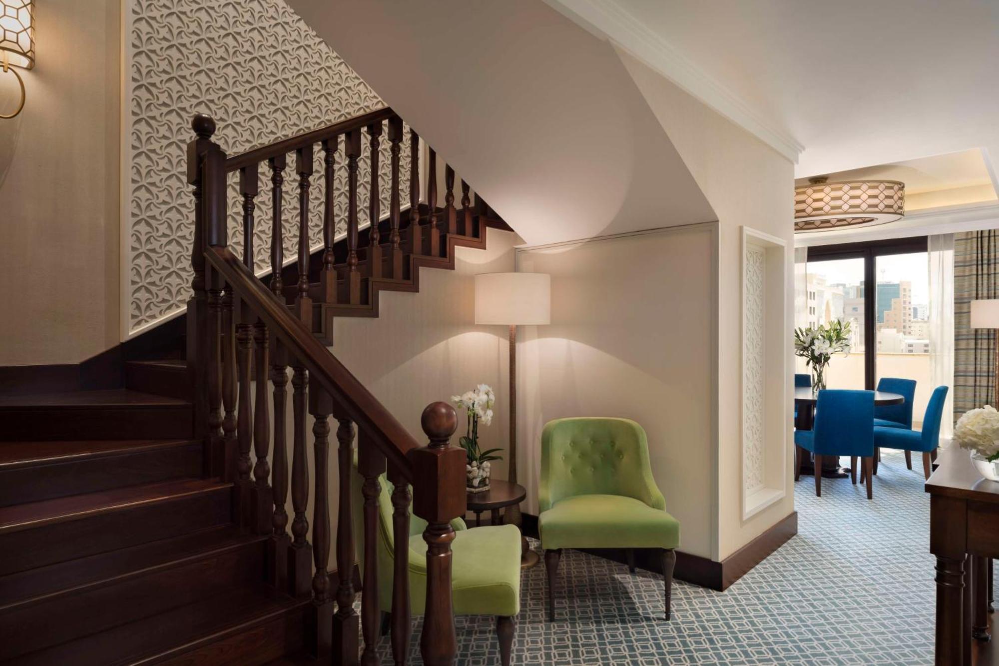 Al Najada Doha Hotel By Tivoli Екстериор снимка A suite at the hotel