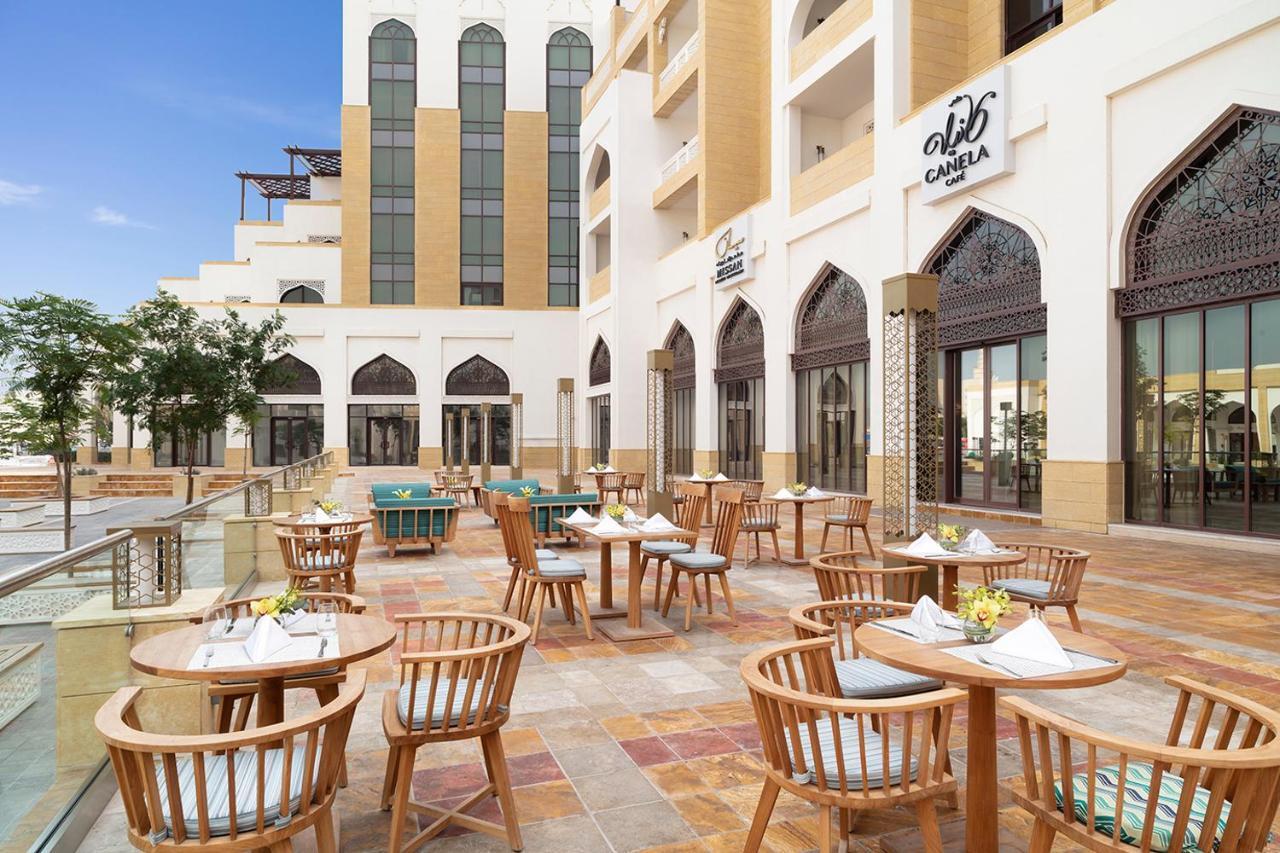 Al Najada Doha Hotel By Tivoli Екстериор снимка The hotel's restaurant, Al Ghazala